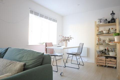 Flat 13, Bedford Court Bedford Street, Bath, BA1 6PH