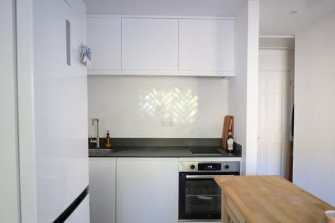 Flat 13, Bedford Court Bedford Street, Bath, BA1 6PH