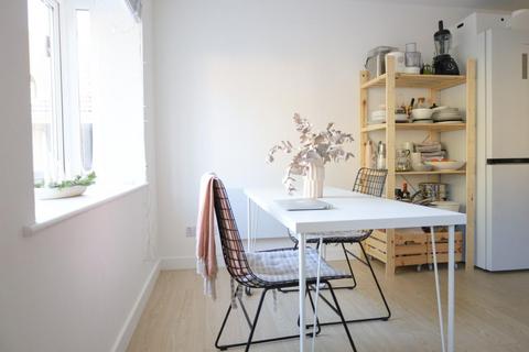Flat 13, Bedford Court Bedford Street, Bath, BA1 6PH
