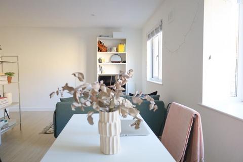 Flat 13, Bedford Court Bedford Street, Bath, BA1 6PH