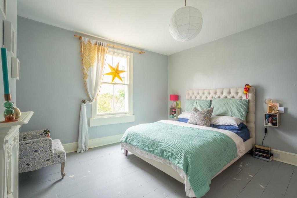 13 Larkhall Terrace BA1 6 RZ-1.jpg