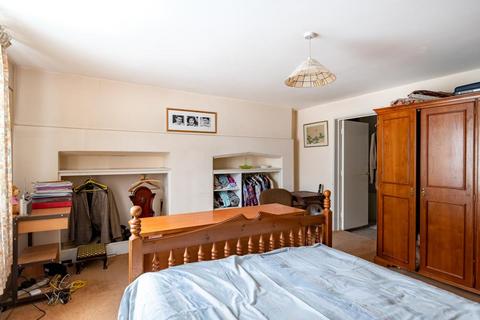 Flat 1, 12 Walcot Parade, Bath, BA1 5NF