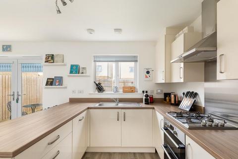 19 Battle Walk, Lansdown, Bath, BA1 9AX