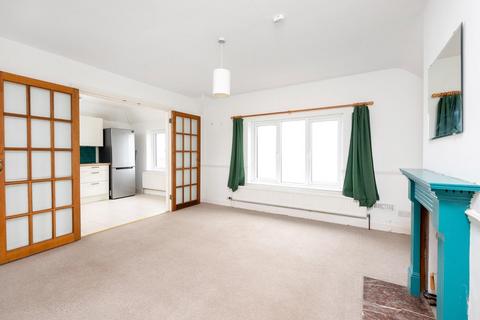 2 bedroom apartment for sale, Claremont Mews, Bath BA1