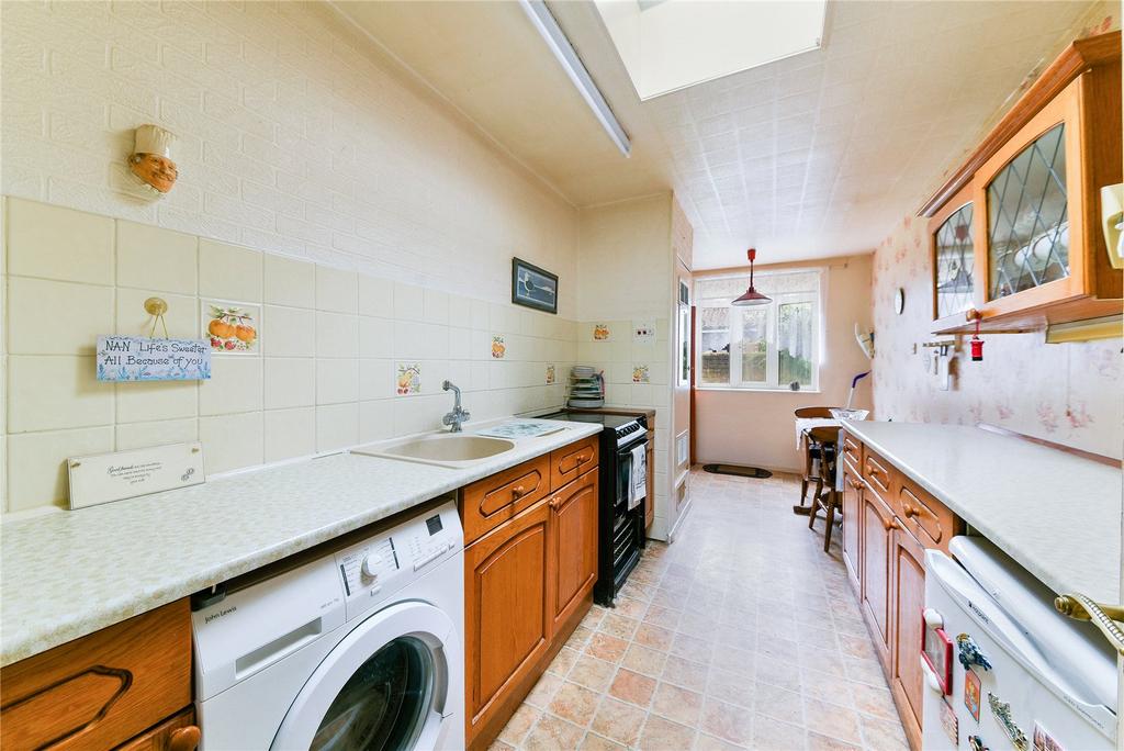 Beanacre Close, Osborne Road, London, E9 3 bed bungalow for sale £650,000