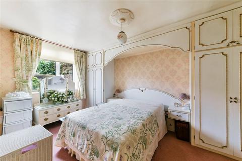 11 Beanacre Close, London, E9 5JY