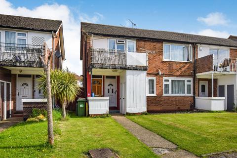 33 Ashdown Walk, Romford, RM7 8HL