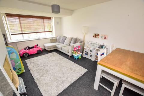 33 Ashdown Walk, Romford, RM7 8HL