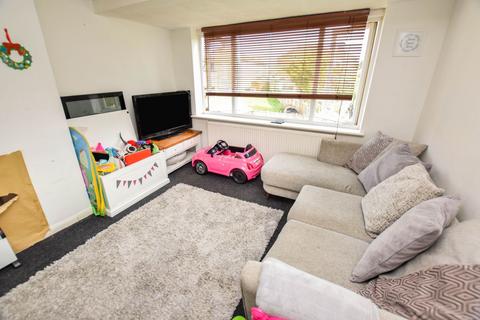 33 Ashdown Walk, Romford, RM7 8HL