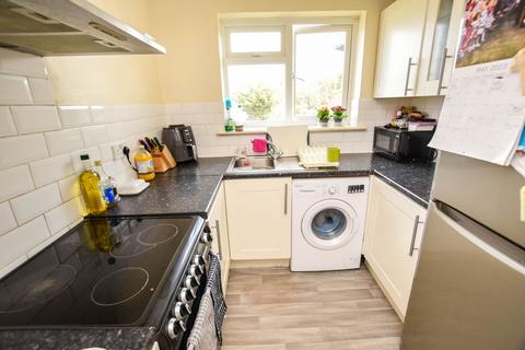 33 Ashdown Walk, Romford, RM7 8HL