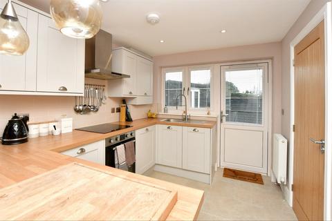 7 Doggetts Row, Isle Of Grain, Rochester, ME3 0BH