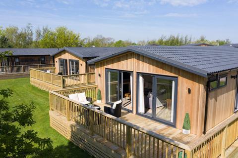 2 bedroom lodge for sale, Laceby Lincolnshire