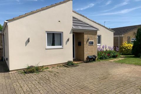 4 bedroom bungalow for sale, Links View, Cirencester, Gloucestershire, GL7