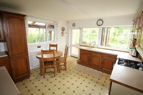 3 bedroom detached house for sale, Station Road, Lutterworth LE17