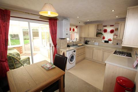 4 Cunningham Drive, Lutterworth, LE17 4YR
