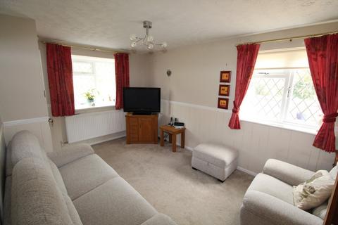 4 Cunningham Drive, Lutterworth, LE17 4YR