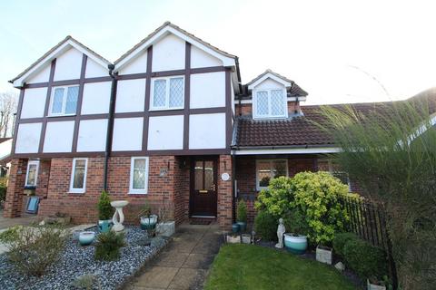 2 bedroom terraced house for sale, The Hawthorns, Lutterworth LE17