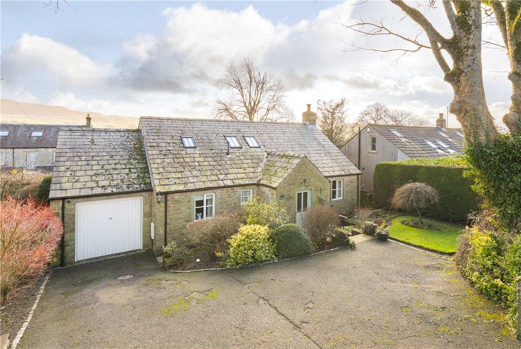 Lime Bank, Back Lane, Hetton, Skipton, BD23 4 bed detached house for