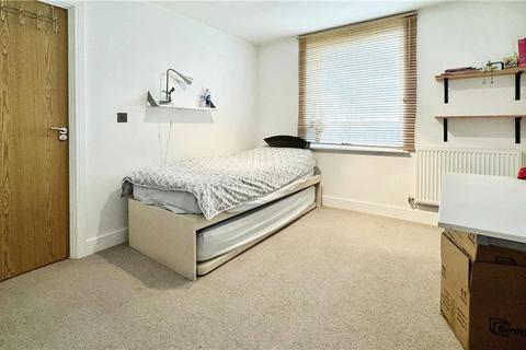 2 bedroom apartment for sale - Fairfield Road, Yiewsley, West Drayton
