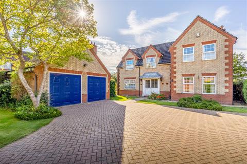 4 bedroom detached house for sale, Millers Gate, PE22