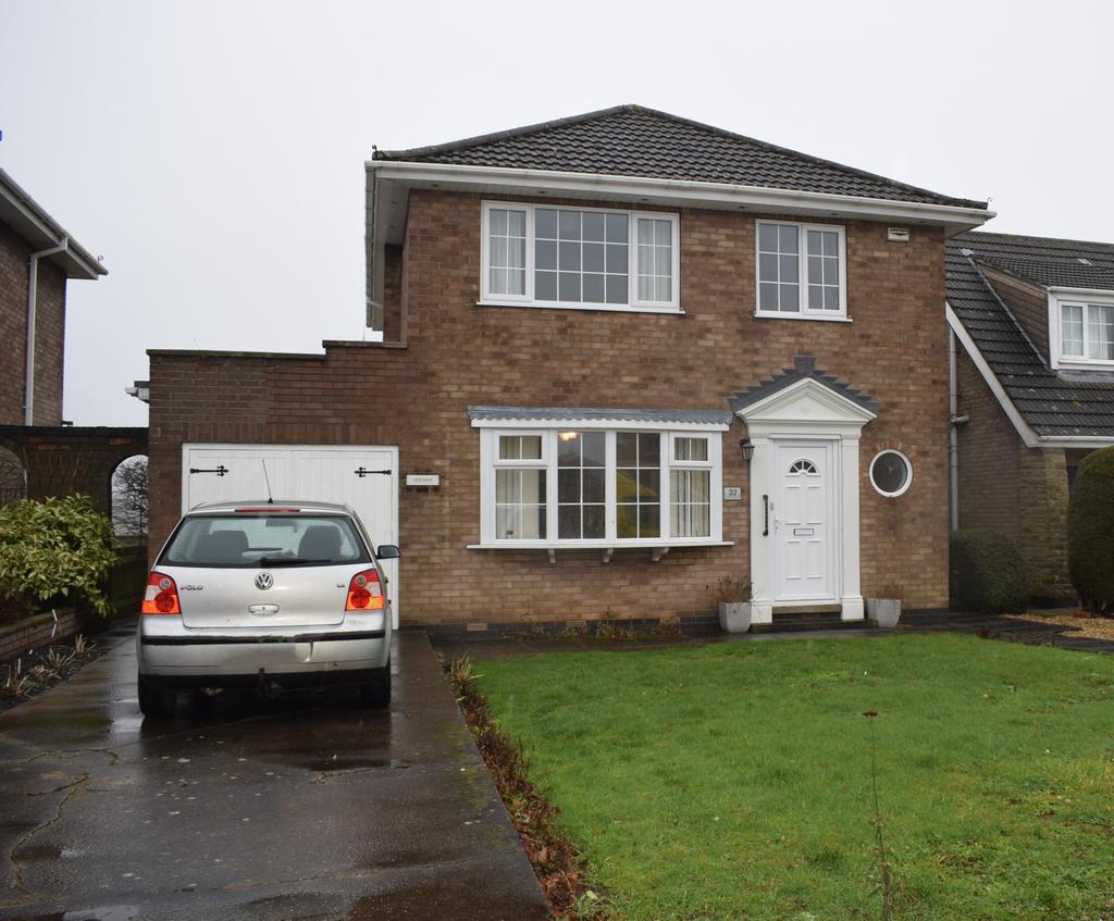 Churchill Avenue, Brigg, DN20 3 bed detached house for sale £300,000