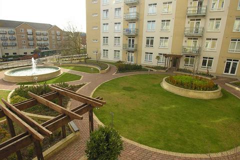 2 bedroom flat to rent, The Meridian, Reading RG1