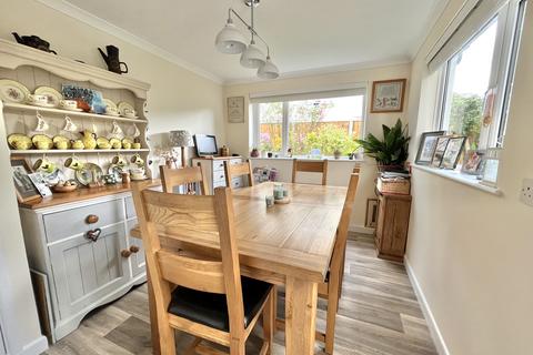 18 Half Acre, Williton, Taunton, TA4 4NX