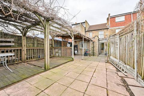 4 bedroom terraced house for sale, Grove Green Road, Leytonstone, London, E11