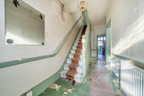 36 Melbourne Road, London, SW19 3BA