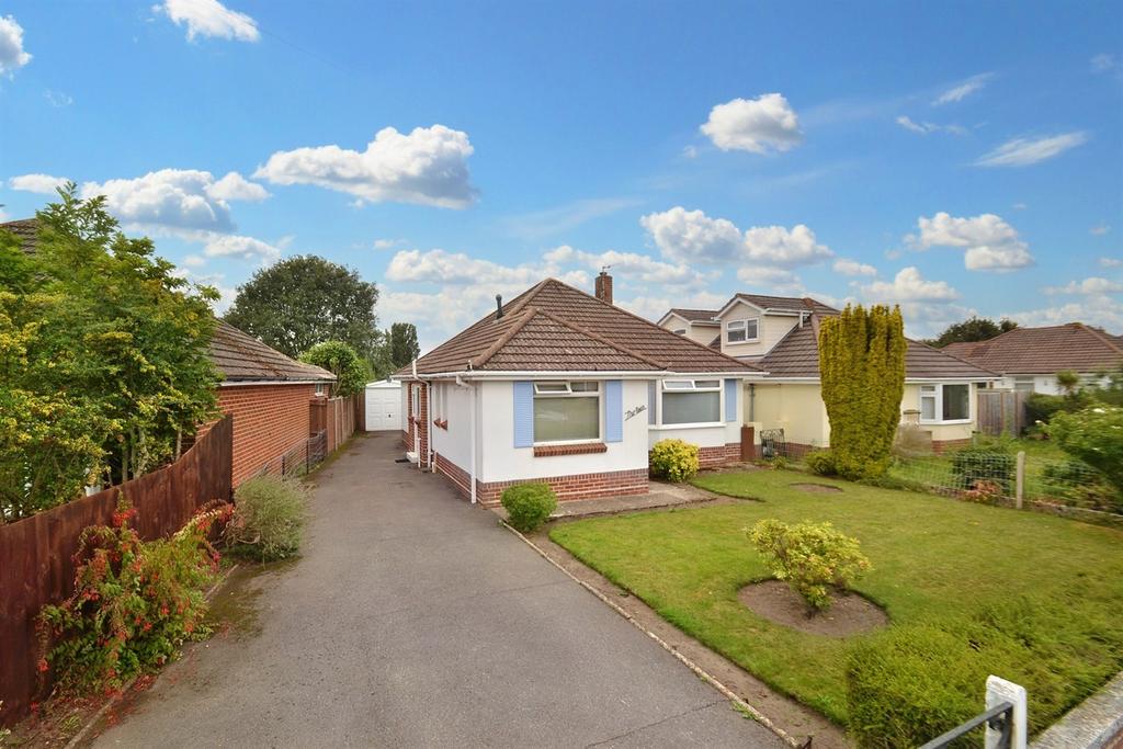 Creekmoor 2 bed detached bungalow for sale £340,000
