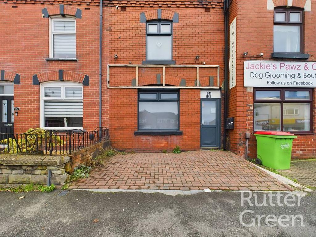 Ormskirk Road, Wigan WN5 8AG Retail property (high street) £600 pcm