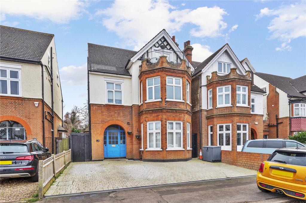 Effingham Road, Long Ditton... 2 bed apartment for sale £700,000