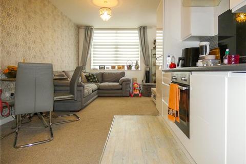 2 bedroom apartment for sale, Victoria Avenue, Southend-on-Sea, Essex