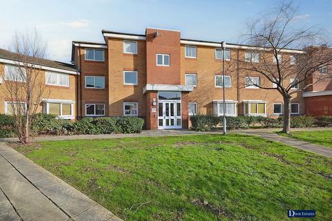 1 bedroom flat for sale, Warwick Close, Hornchurch, RM11