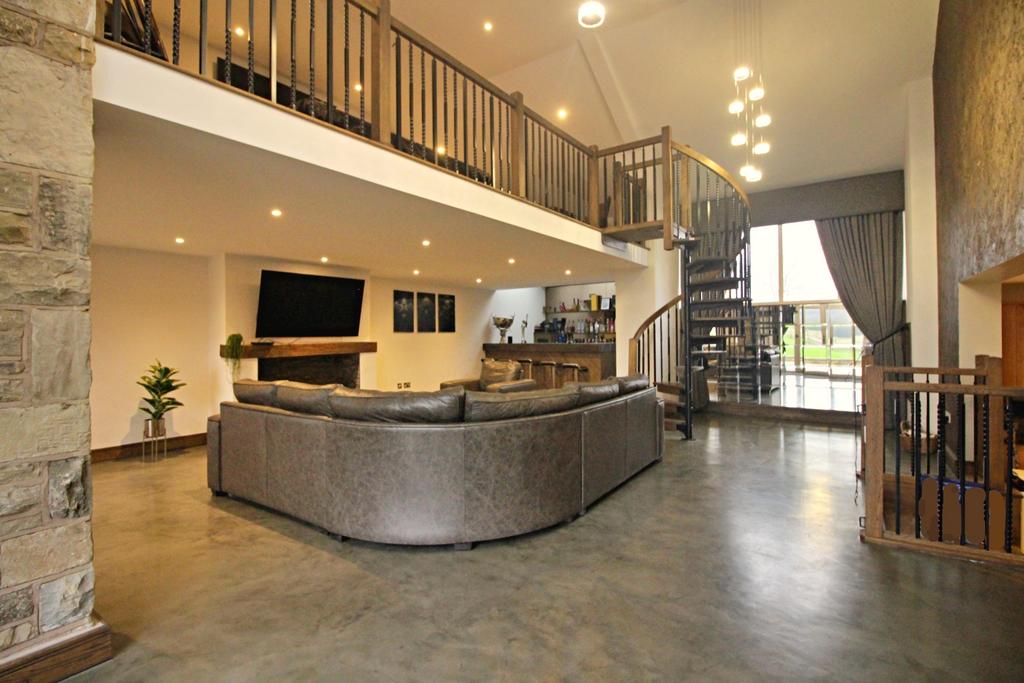 Main Lounge