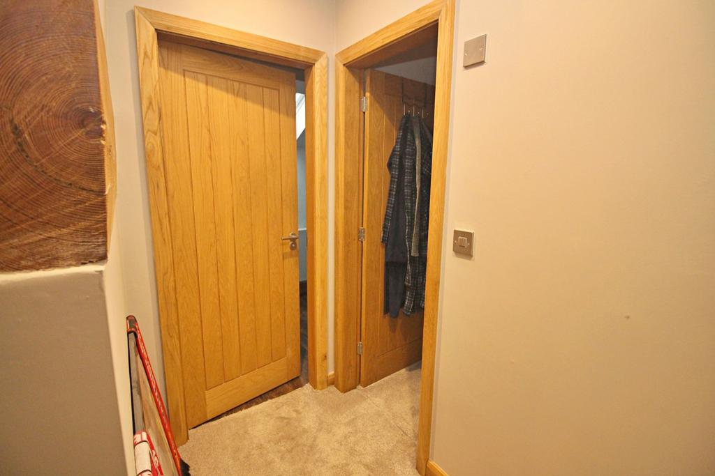 Access to Dressing and Ensuite
