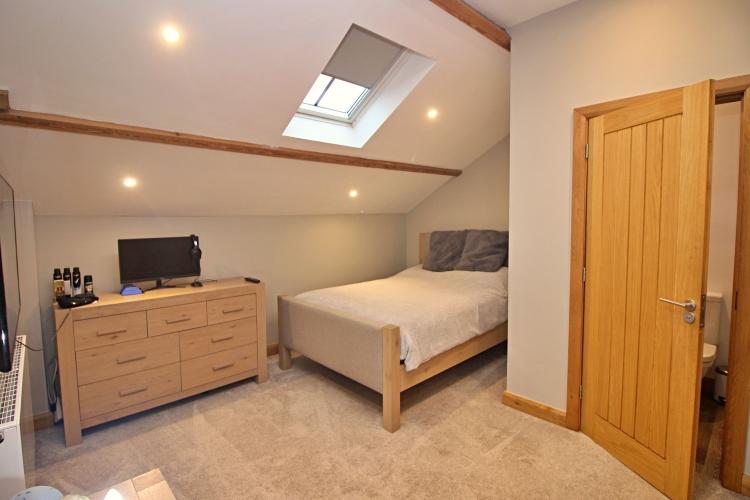 Bedroom (Double) with Ensuite