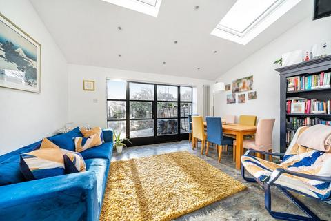 3 bedroom terraced house for sale, Cottingham Road, Penge