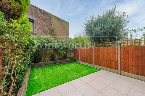 4 bedroom terraced house to rent, College Road, London, NW10