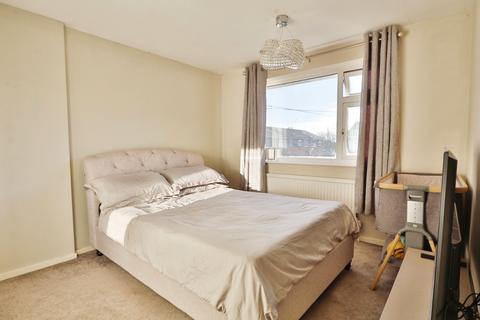 3 bedroom terraced house for sale - Grove Park, Beverley, HU17 9JU