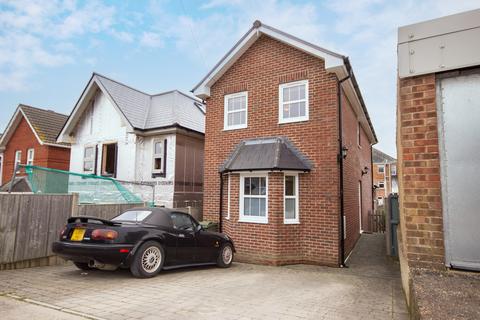 2 bedroom detached house for sale, Alexandra Road, Cowes