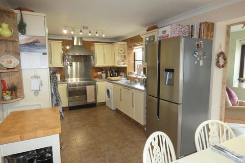 3 bedroom semi-detached house for sale - Meadow Close, Middleton-In-Teesdale DL12