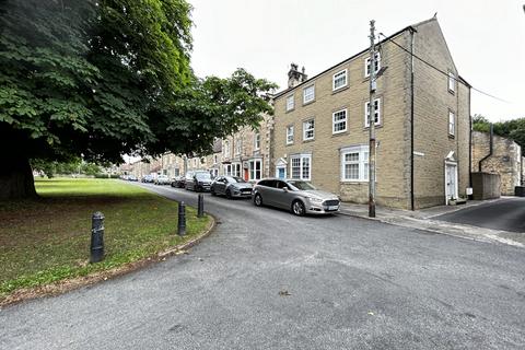 4 bedroom end of terrace house for sale, North Green, Staindrop DL2