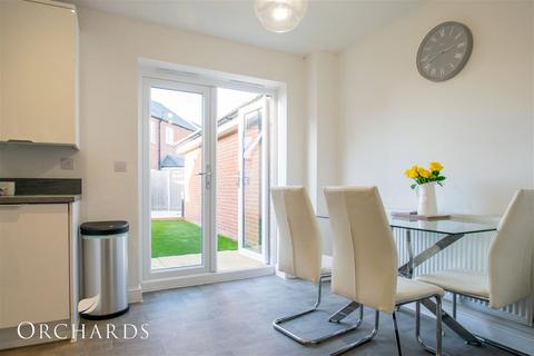 3 bedroom detached house for sale - Meadow Road, Bedford MK45