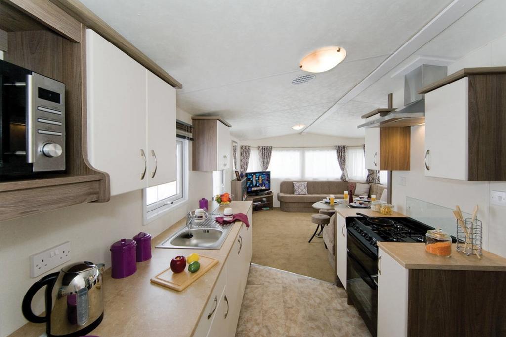 Bromley deluxe caravan kitchen 1181x787