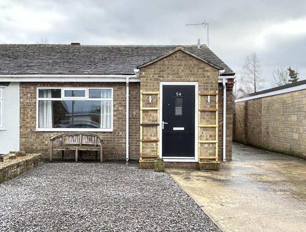 High Riggs, Barnard Castle DL12 2 bed bungalow for sale £200,000