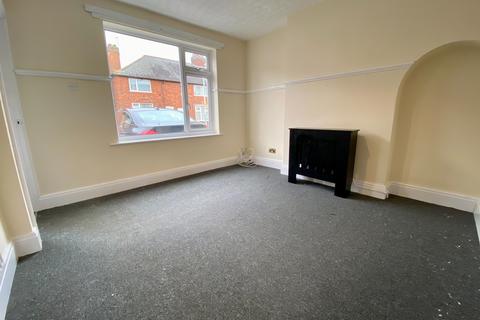 18 Brading Avenue, Grantham, NG31 7DT
