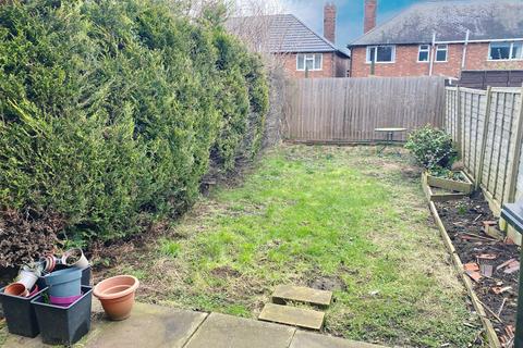 18 Brading Avenue, Grantham, NG31 7DT