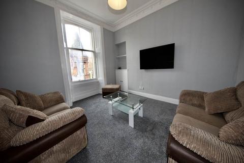 1 bedroom flat to rent, Stirling Street , , Hilltown