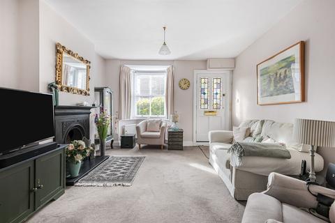 2 bedroom cottage for sale, Victoria Road, Marlow